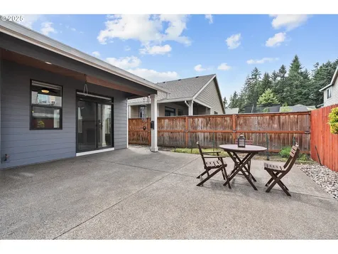 2559 N Lydia Loop Hubbard OR 97032