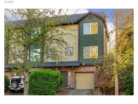 3535 SE 11th Avenue Portland OR 97202