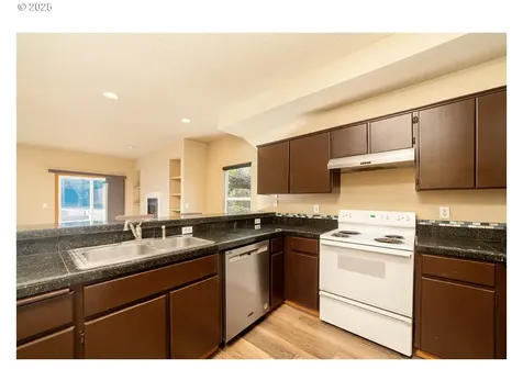 3535 SE 11th Avenue Portland OR 97202