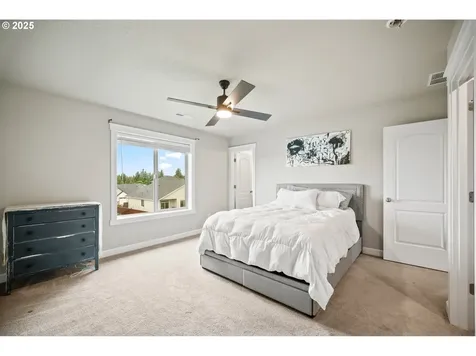 722 E Vine Maple Avenue La Center WA 98629