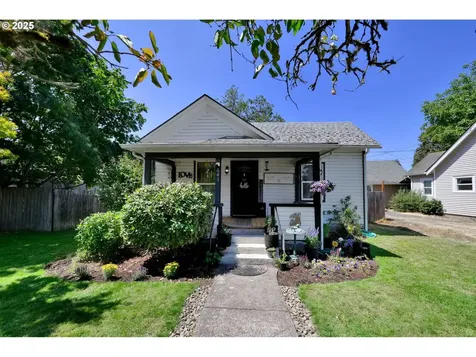 643 Kalmia Street Junction City OR 97448
