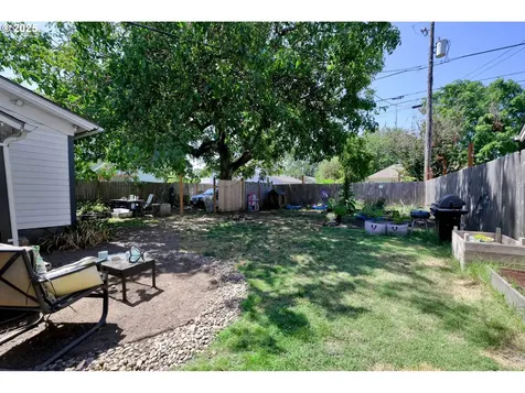 643 Kalmia Street Junction City OR 97448