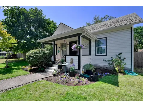 643 Kalmia Street Junction City OR 97448