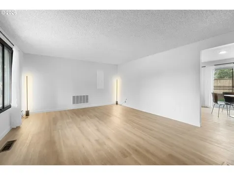 20410 SW Rachelle Court Beaverton OR 97078