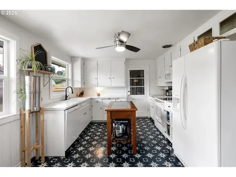 765 Louis Street Eugene OR 97402