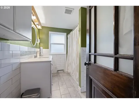765 Louis Street Eugene OR 97402