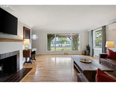765 Louis Street Eugene OR 97402