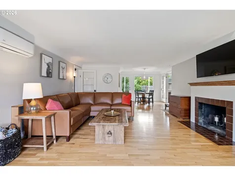 765 Louis Street Eugene OR 97402