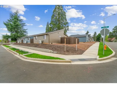 12252 Meadowlawn Drive Oregon City OR 97045