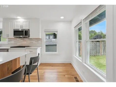 3137 NE 70th Avenue Portland OR 97213