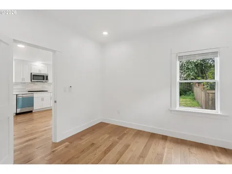 3137 NE 70th Avenue Portland OR 97213