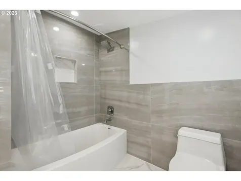 3137 NE 70th Avenue Portland OR 97213