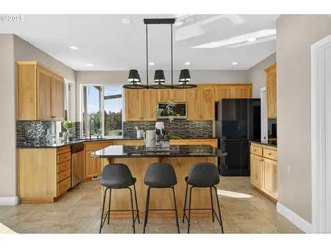 15444 SE Knapp Drive Portland OR 97236