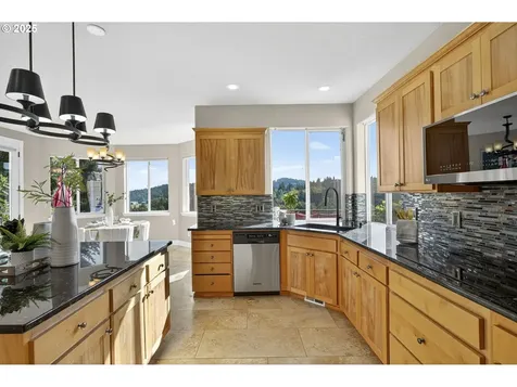 15444 SE Knapp Drive Portland OR 97236