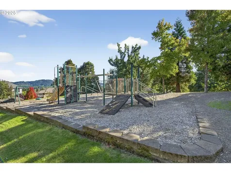 15444 SE Knapp Drive Portland OR 97236