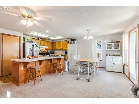 843 10th Court Lafayette OR 97127