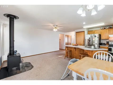 843 10th Court Lafayette OR 97127