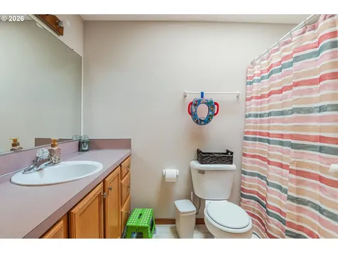 843 10th Court Lafayette OR 97127