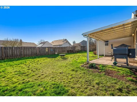 843 10th Court Lafayette OR 97127