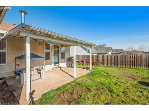 843 10th Court Lafayette OR 97127
