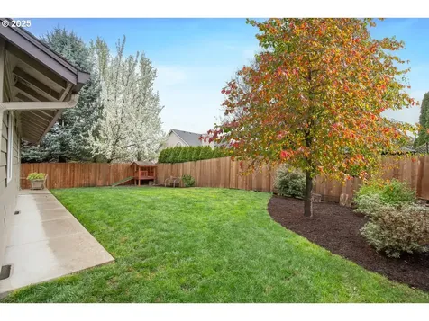 8305 NE 26th Avenue Vancouver WA 98665