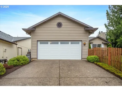 8305 NE 26th Avenue Vancouver WA 98665