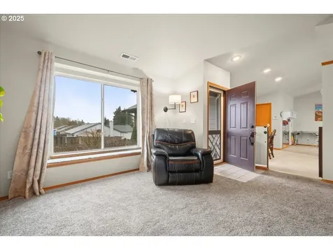 8305 NE 26th Avenue Vancouver WA 98665