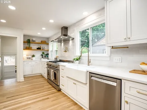 3915 NE Stanton Street Portland OR 97212