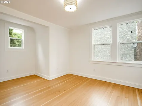 3915 NE Stanton Street Portland OR 97212