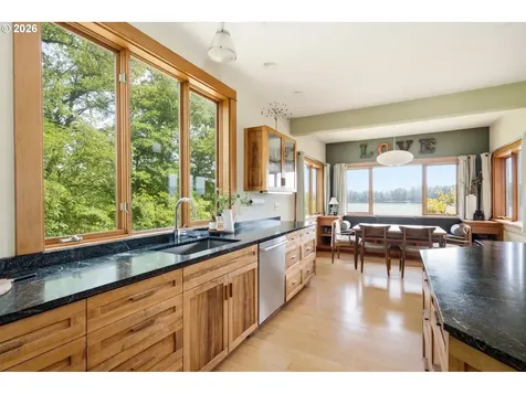 16200 NW Gillihan Road Portland OR 97231