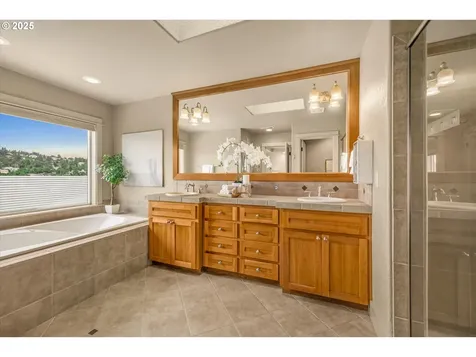 14697 SE Poppy Hills Drive Happy Valley OR 97086