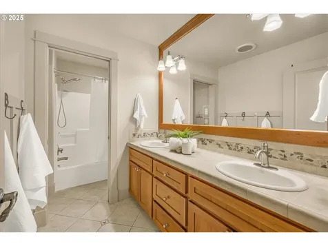14697 SE Poppy Hills Drive Happy Valley OR 97086