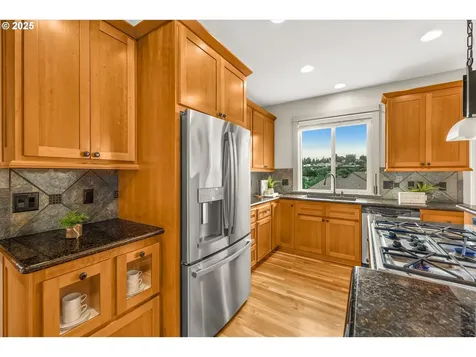 14697 SE Poppy Hills Drive Happy Valley OR 97086
