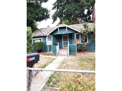 10206 N Tyler Avenue Portland OR 97203