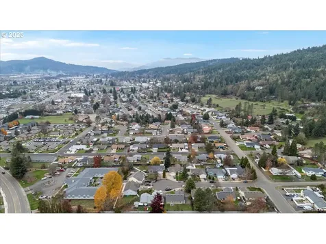 337 Arvilla Court Sutherlin OR 97479