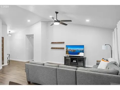 337 Arvilla Court Sutherlin OR 97479