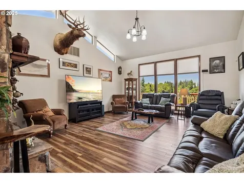 225 NE Atlantic Street Mcminnville OR 97128