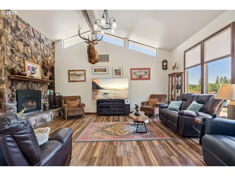 225 NE Atlantic Street Mcminnville OR 97128