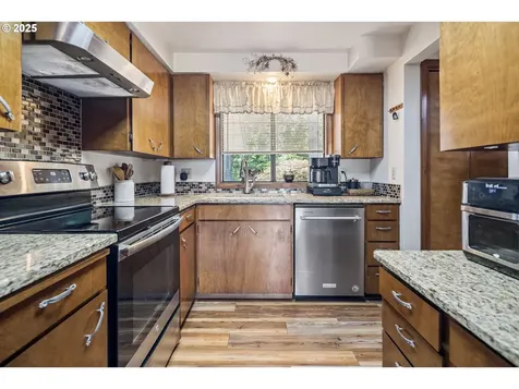 225 NE Atlantic Street Mcminnville OR 97128