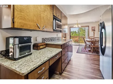 225 NE Atlantic Street Mcminnville OR 97128
