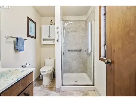 225 NE Atlantic Street Mcminnville OR 97128