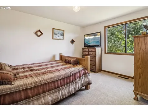 225 NE Atlantic Street Mcminnville OR 97128