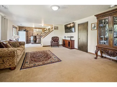 225 NE Atlantic Street Mcminnville OR 97128