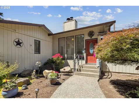 225 NE Atlantic Street Mcminnville OR 97128