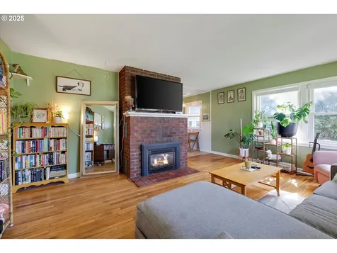 52394 SE 3rd Street Scappoose OR 97056