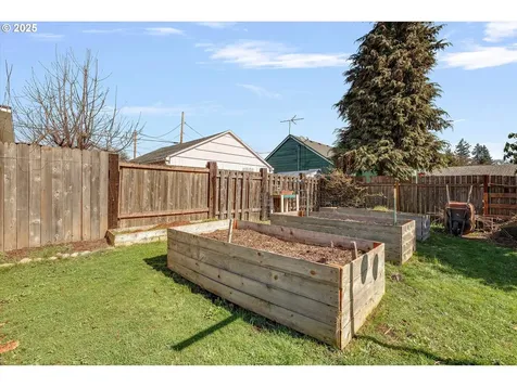 52394 SE 3rd Street Scappoose OR 97056