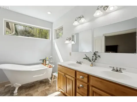 230 Riley Court Toutle WA 98649