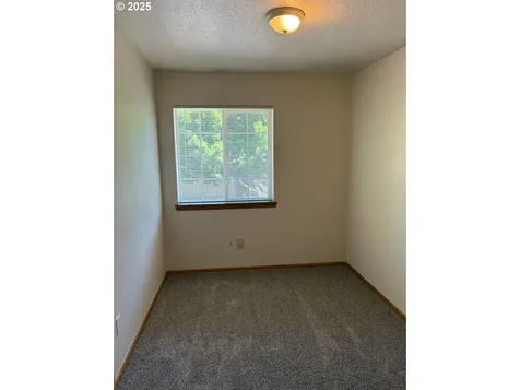 2111 Plentywood Lane Eugene OR 97404