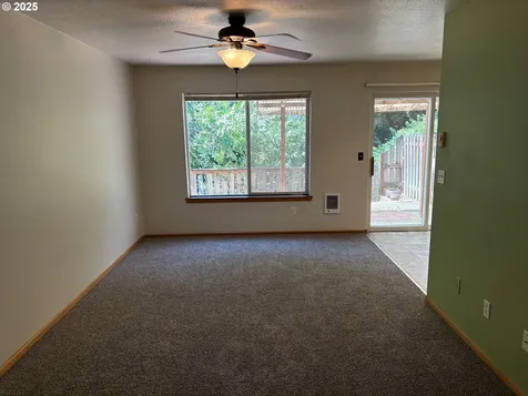 2111 Plentywood Lane Eugene OR 97404