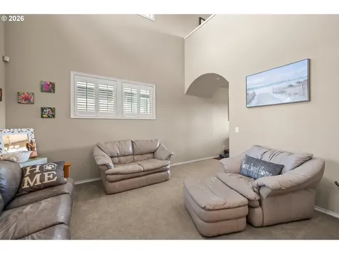 520 Tukwila Drive Woodburn OR 97071